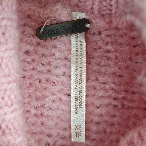 Free People Sweater Womens XS Pink Popcorn Knit Turtleneck Chunky Pullover - Picture 3 of 8